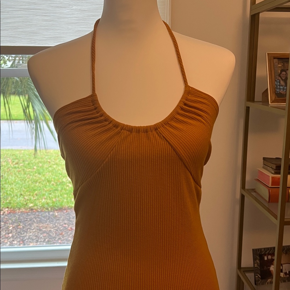 Halter Dress - Picture 4 of 6